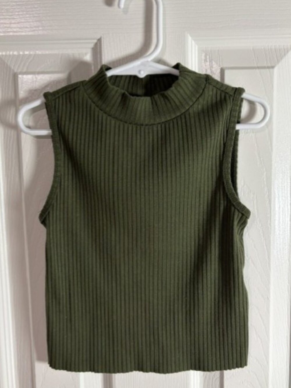 GB Girls Ribbed Mock Neck Sleeveless Top Size S Dark Green Stretch Knit
